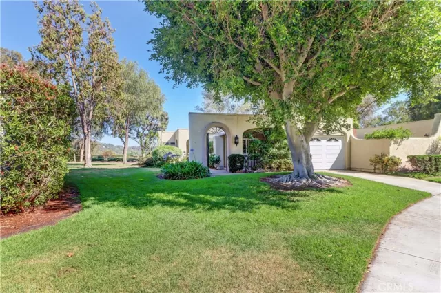 MLS: OC25137401 Condo For Sale