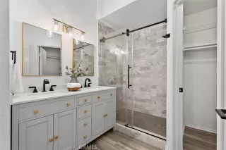 Photo #2: OC25137425 Listing 