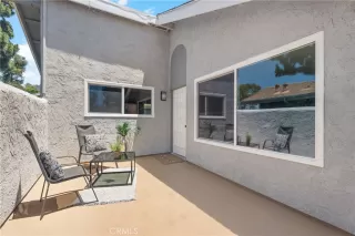 More Details about MLS # OC25138173 : 9554 BICKLEY DRIVE 8