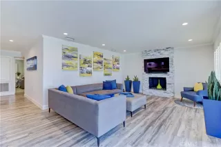 Photo #5: OC25138465 Listing