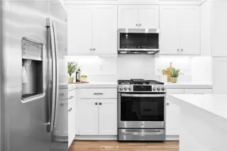 Photo #4: OC25138535 Listing 