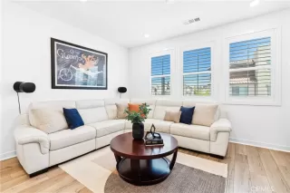 Photo #6: OC25138535 Listing 