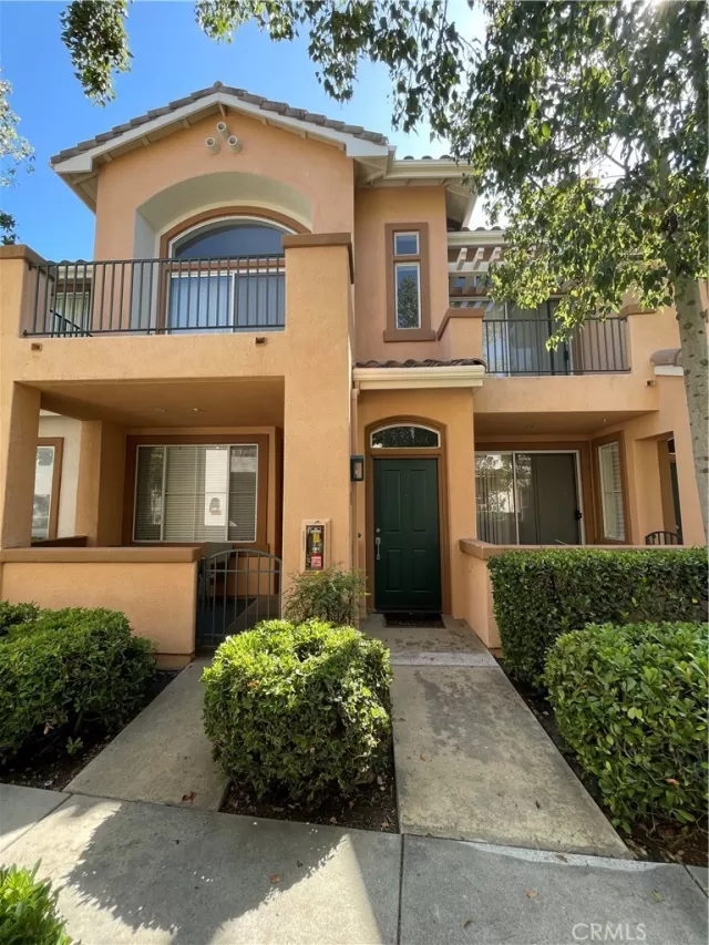 MLS: OC25138698 Condo For Sale