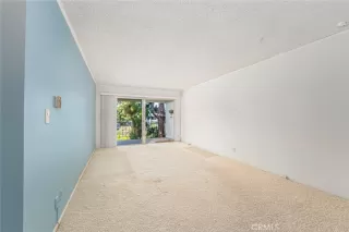 Photo #6: OC25139021 Listing 