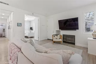 Photo #1: OC25139246 Listing