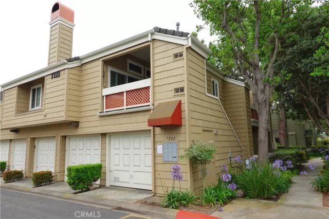 MLS: OC25139366 Condo For Sale