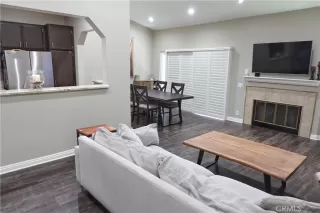 Photo #5: OC25139367 Listing