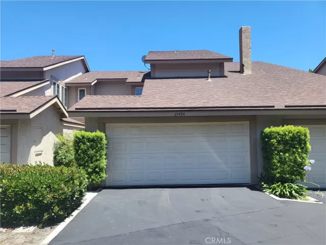 MLS: OC25139471 Condo For Sale