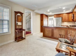 Photo #5: OC25139471 Listing 