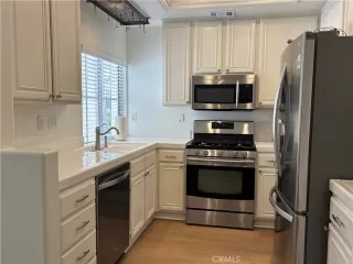 Photo #4: OC25139563 Listing 