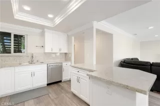 Photo #5: OC25139583 Listing 