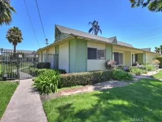 Photo #6: OC25139848 Listing 