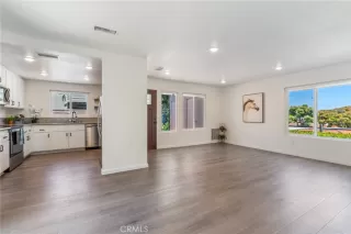 Photo #5: OC25140044 Listing 