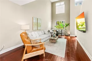 Photo #5: OC25140687 Listing 