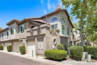 Photo #4: OC25141214 Listing 