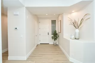 Photo #2: OC25141353 Listing 