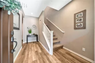 Photo #3: OC25141383 Listing