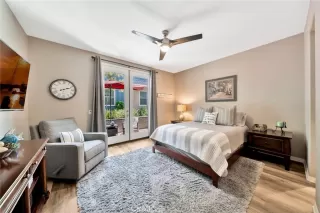 Photo #6: OC25141383 Listing