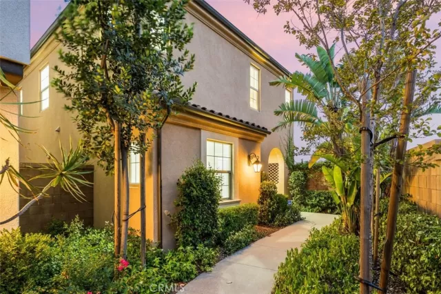 MLS: OC25141566 Condo For Sale