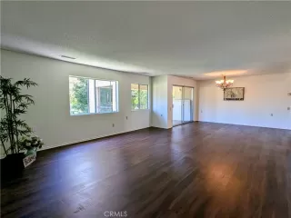 Photo #6: OC25142198 Listing 