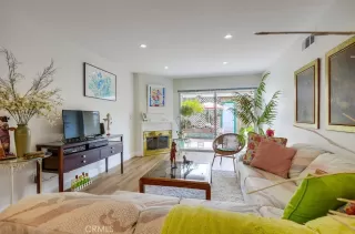 Photo #5: OC25142577 Listing