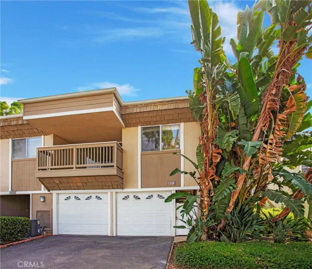 MLS: OC25142616 Condo For Sale