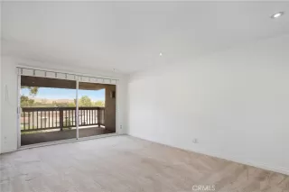 Photo #2: OC25142616 Listing