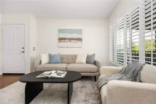 Photo #3: OC25142676 Listing