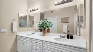 Photo #6: OC25143291 Listing 