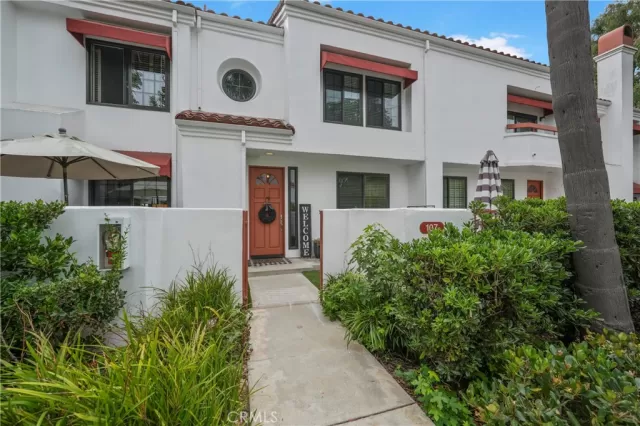 MLS: OC25143299 Condo For Sale