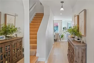 Photo #6: OC25143299 Listing