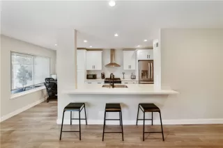 Photo #4: OC25143352 Listing