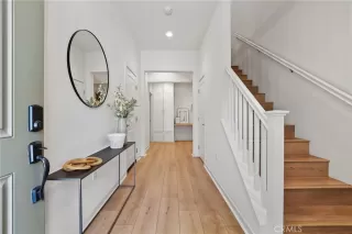 Photo #2: OC25143372 Listing