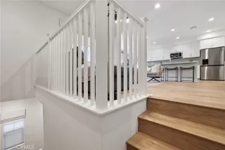 Photo #5: OC25143372 Listing