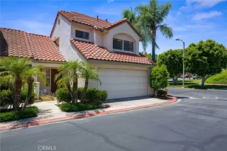 Photo #1: OC25143392 Listing