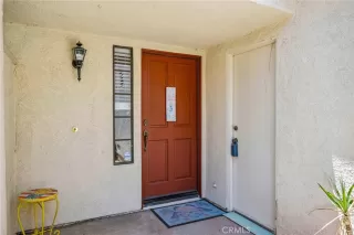 Photo #2: OC25143392 Listing