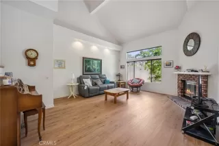 Photo #3: OC25143392 Listing