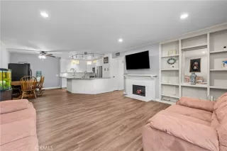 Photo #6: OC25143886 Listing 