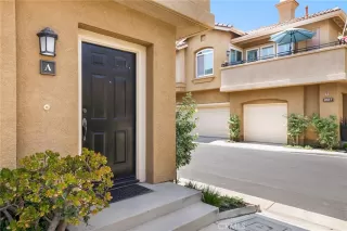 Photo #2: OC25143939 Listing 