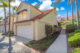 Photo #1: OC25144070 Listing