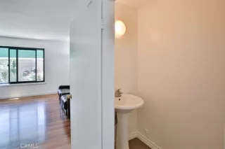 Photo #3: OC25144114 Listing 