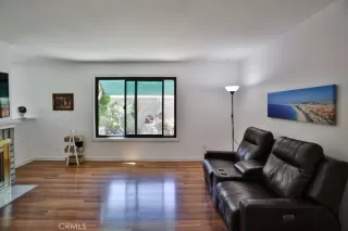 Photo #5: OC25144114 Listing 