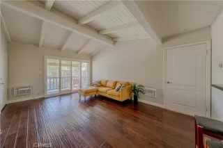 Photo #4: OC25144351 Listing 