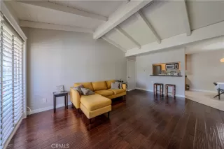 Photo #5: OC25144351 Listing 