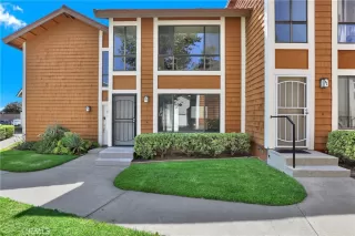 Photo #4: OC25144520 Listing 