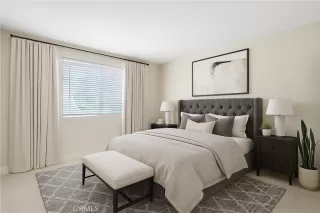 Photo #4: OC25144643 Listing 