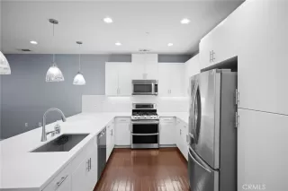 Photo #5: OC25145061 Listing 