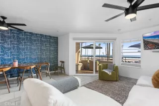 Photo #4: OC25145145 Listing 