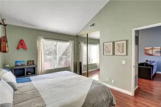 Photo #3: OC25145270 Listing 