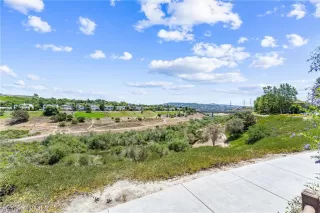 Photo #6: OC25145504 Listing 